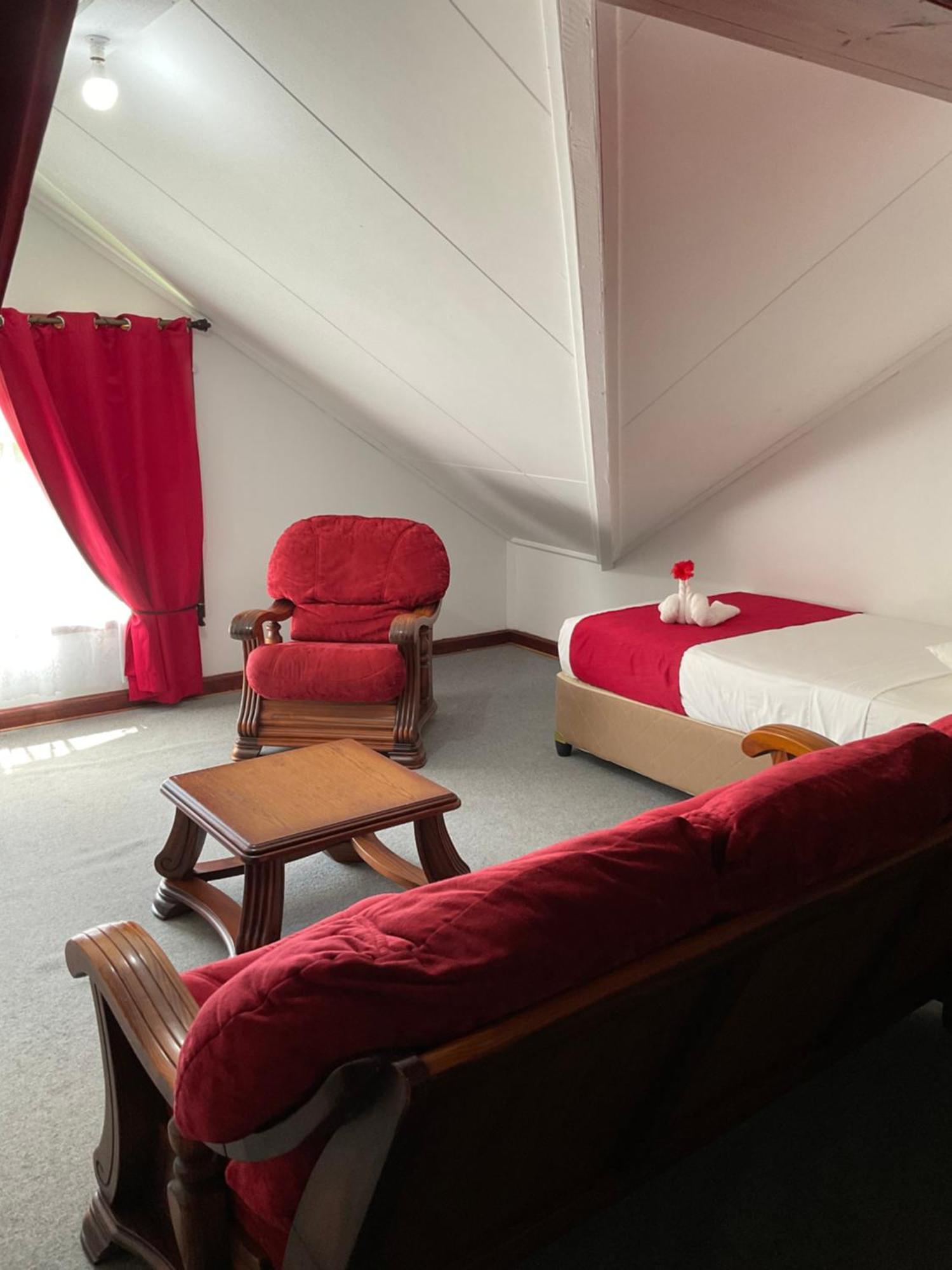 Le Chevalier Bay Guesthouse Anse Lazio Zewnętrze zdjęcie